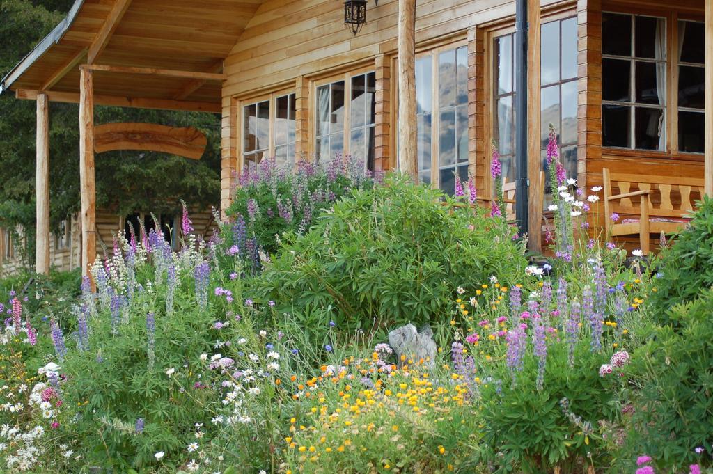 Mallin Colorado Ecolodge Aldana Exterior photo
